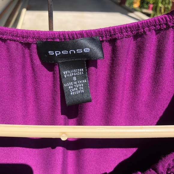 Pretty 3/4 length sleeve top - Picture 5 of 5